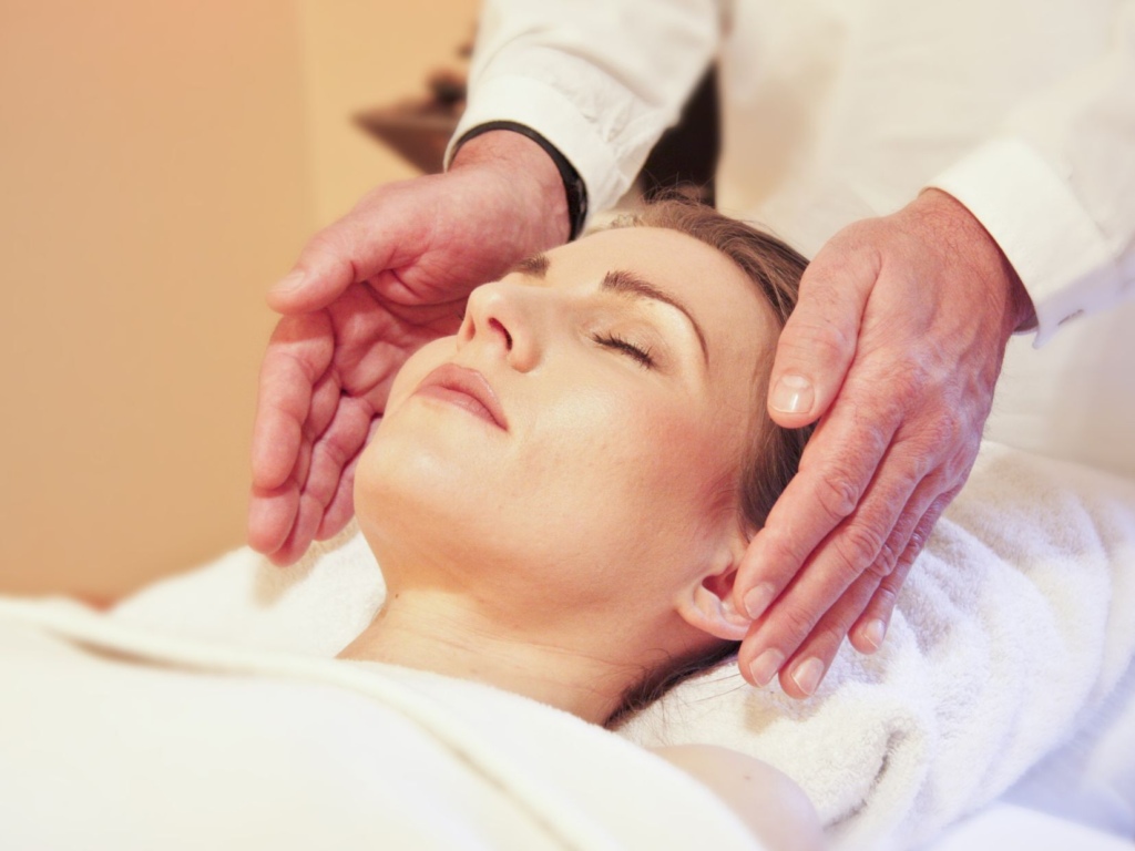 Website Blauw liggend 100