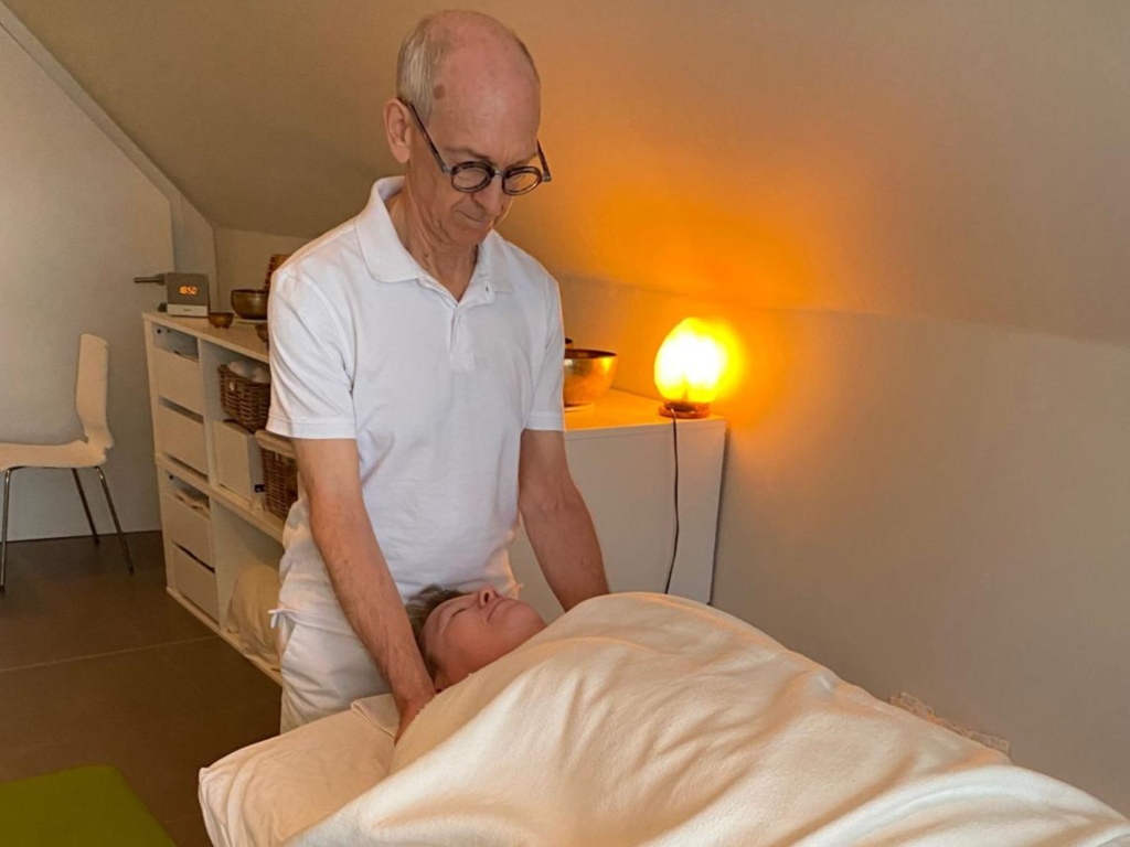 Website Blauw liggend 99